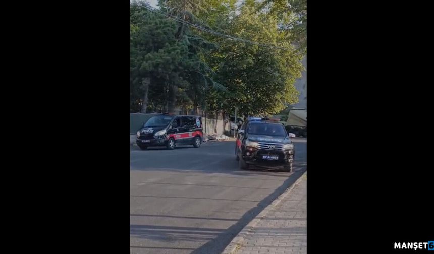 SOLO TÜRK keşif uçuşunda polisler seferber oldu....