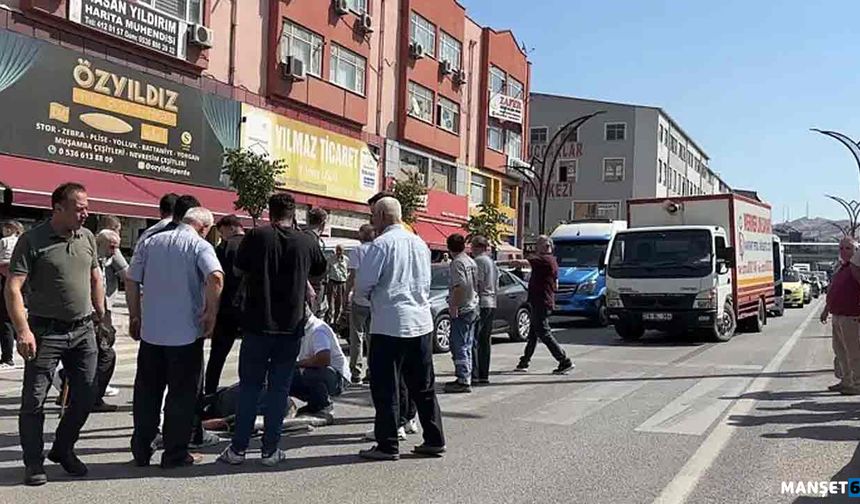 Yolun karşısına geçecekti otomobil çarptı…