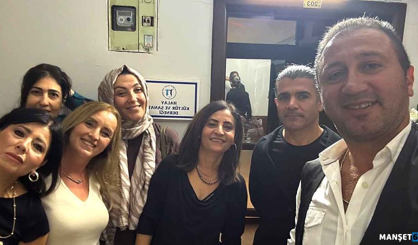 Çiğ köfte ve karaoke gecesinde gönüllerince eğlendiler....